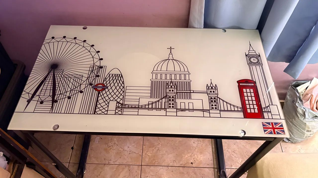 Mesa de Vidro, Londres - Foto 2