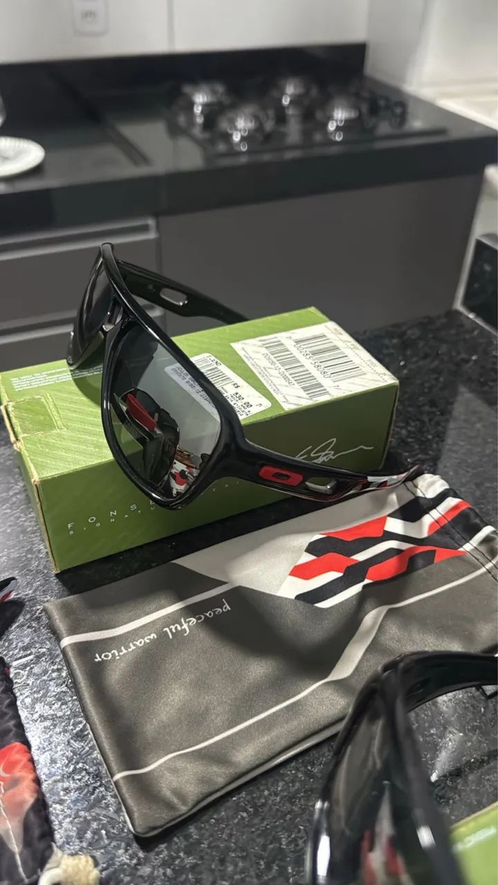 Oculos oakley edicao limitada  - Foto 4
