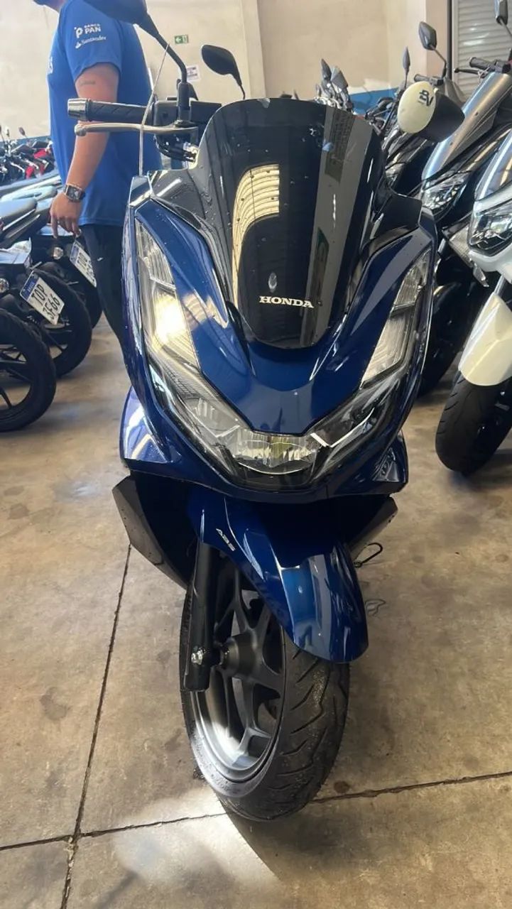 PCX 2025 