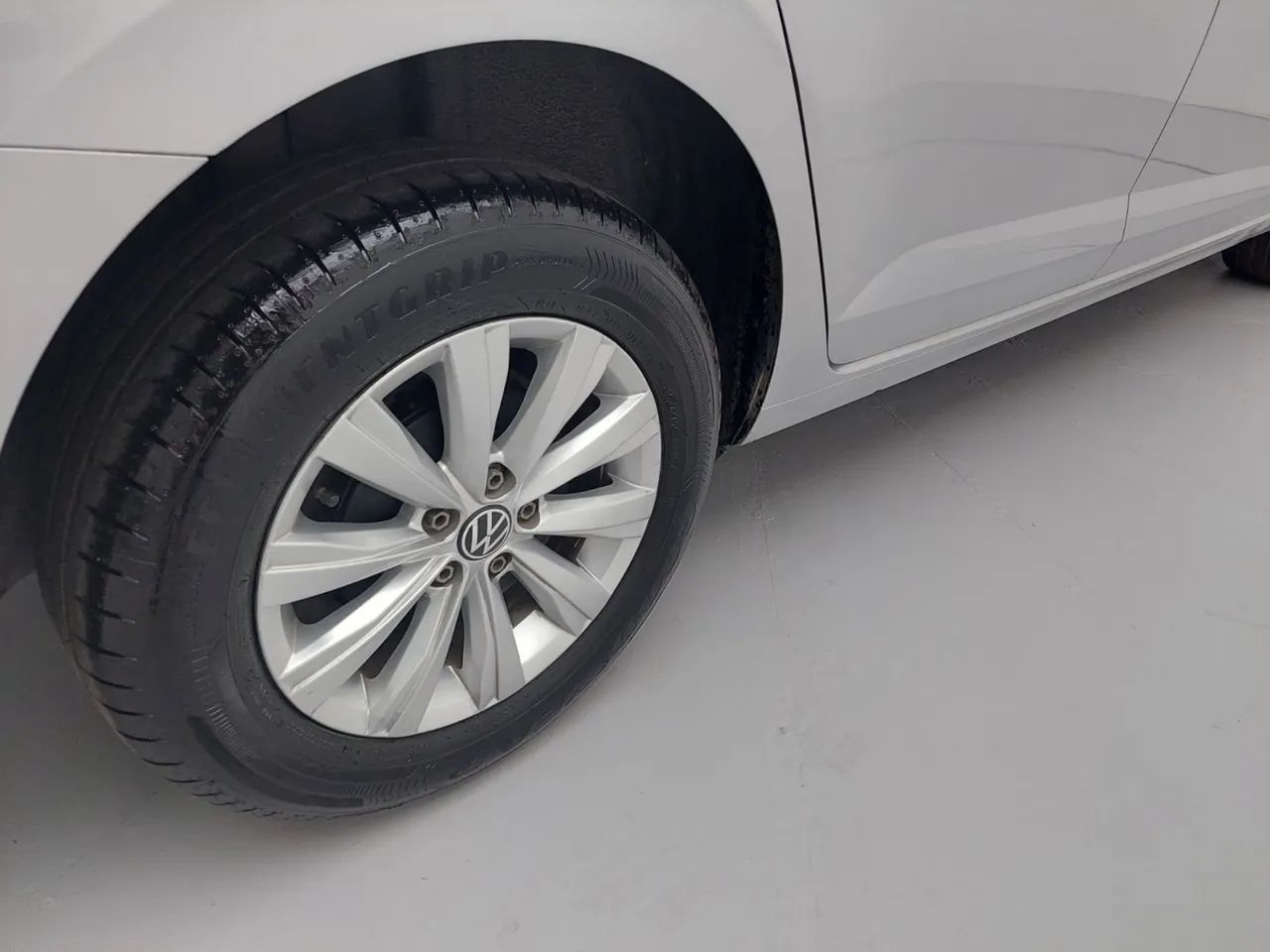 Volkswagen Virtus TSI 1.0 Flex 12V 4p Aut., foto 14 de 18