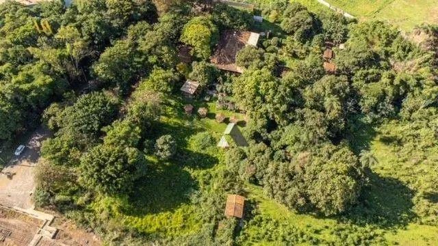 Area de 20000 m2 a venda no Centro de Sarzedo