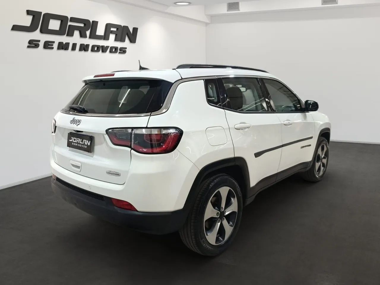 Jeep Compass Longitude 2.0 4X2 Flex 16V Aut. 2017 - Foto 2