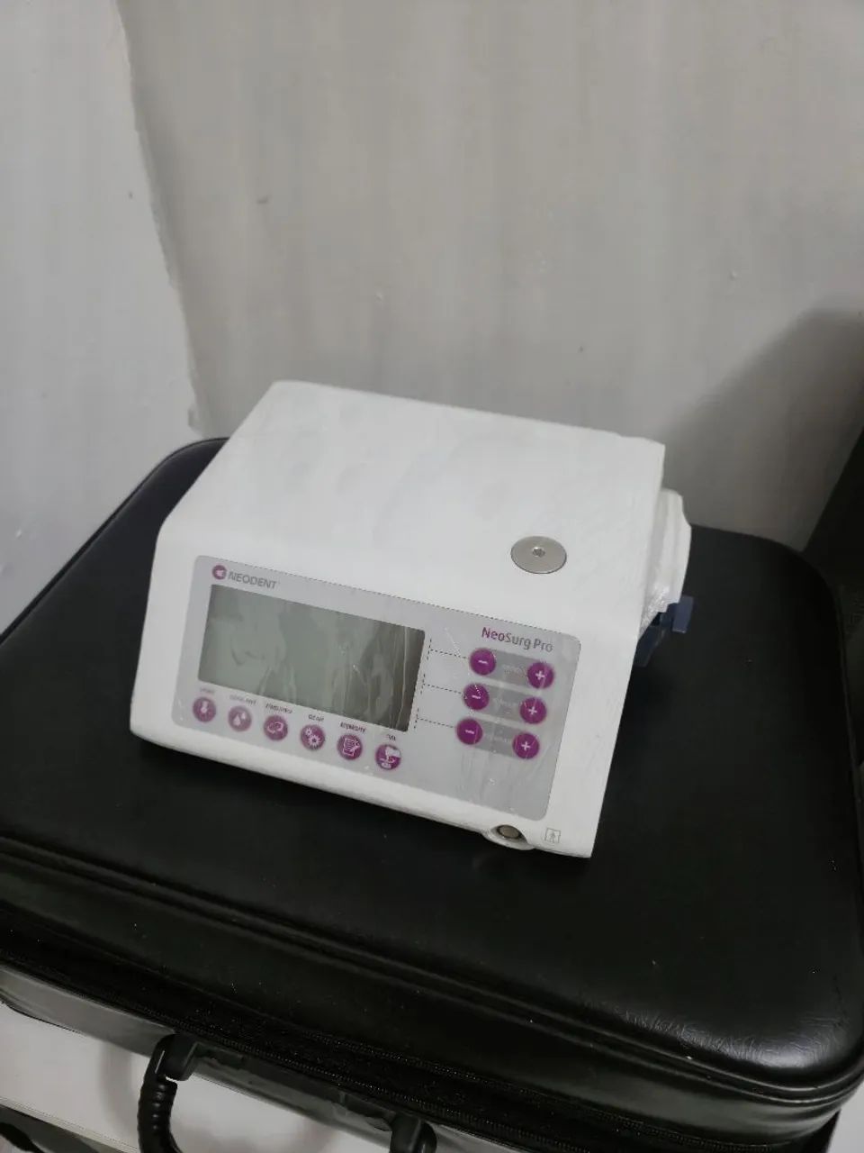 Motor de implante neo dente
