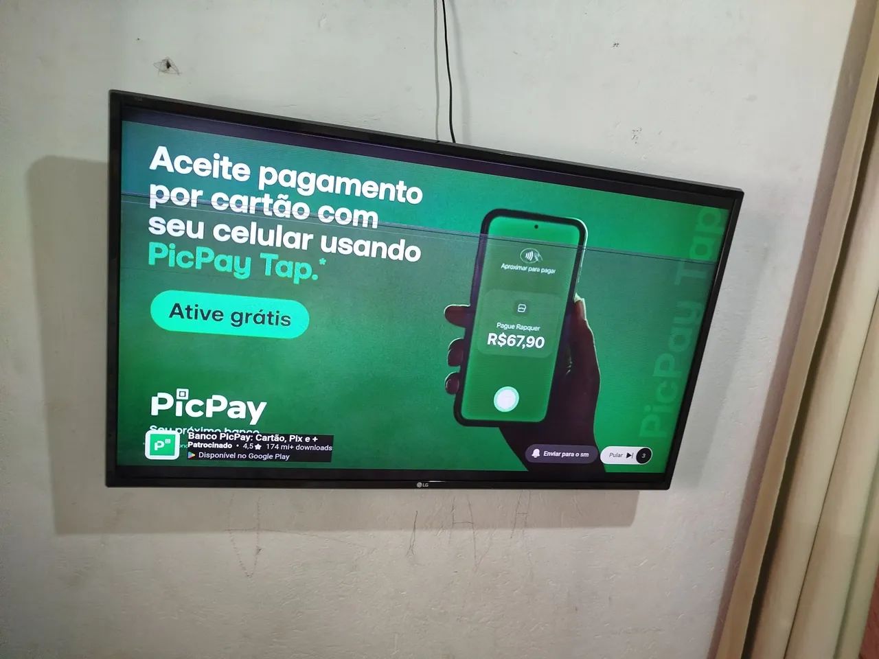 Vendo essa TV LG de 43 Polegadas, com listas na Tela  - Foto 3