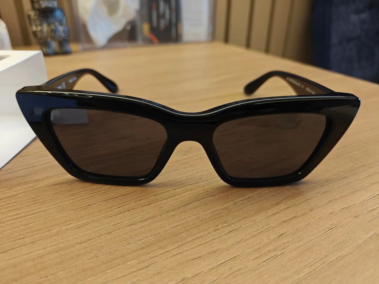Óculos de sol Uniqlo. Novo na caixa