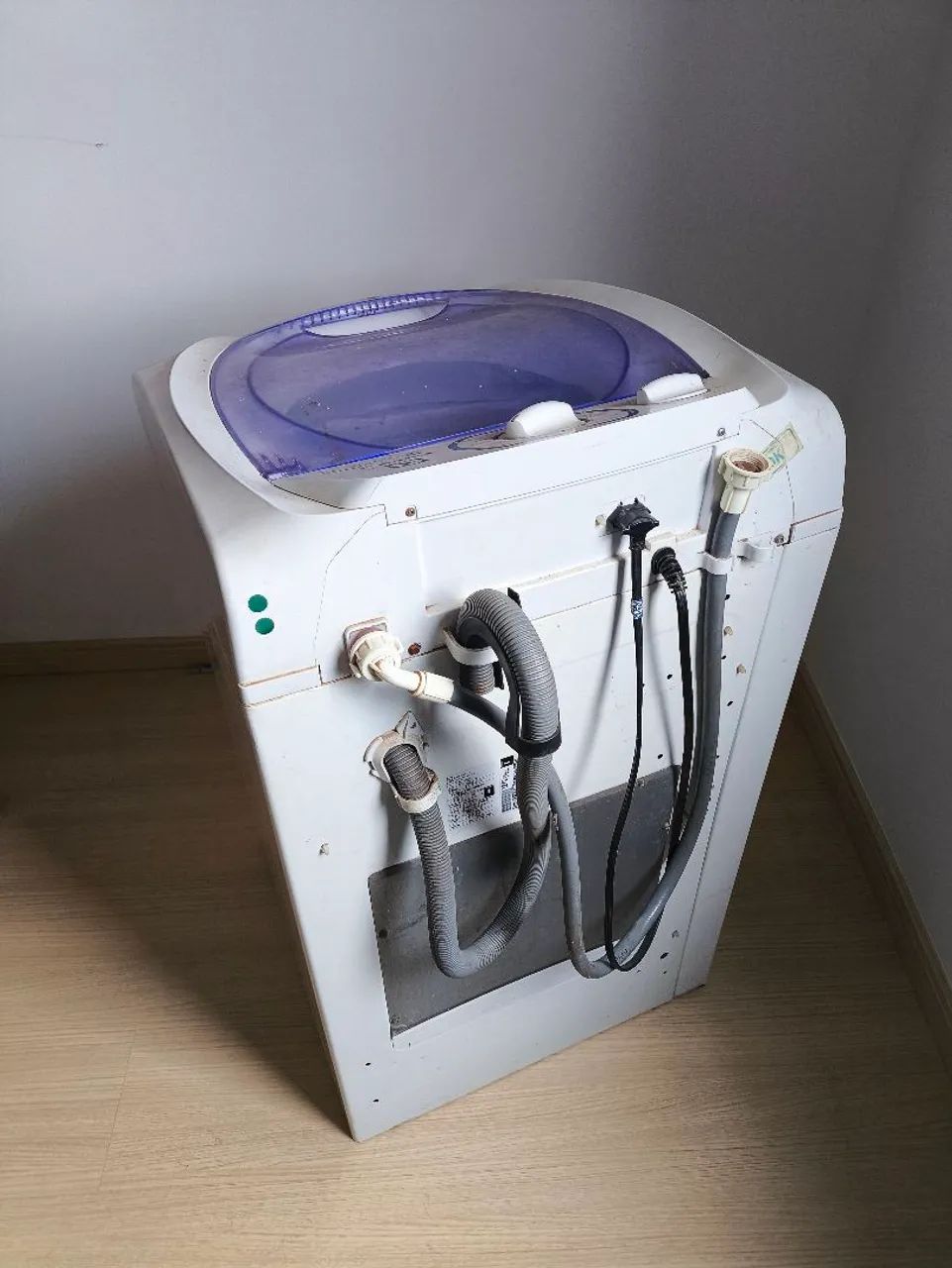 Lava roupas Electrolux LT09E - Foto 2