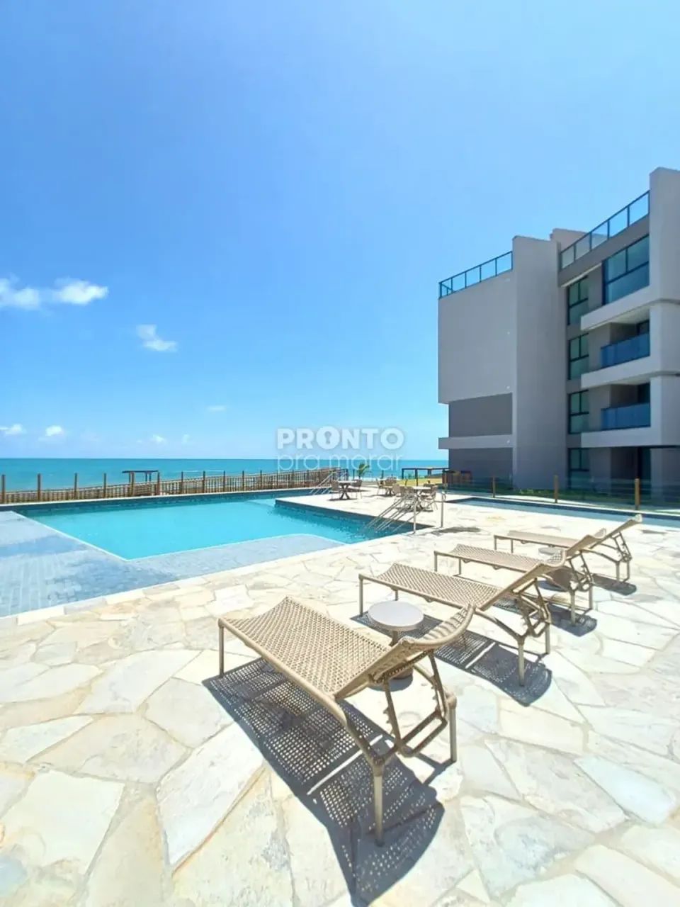 Seu flat pé na areia