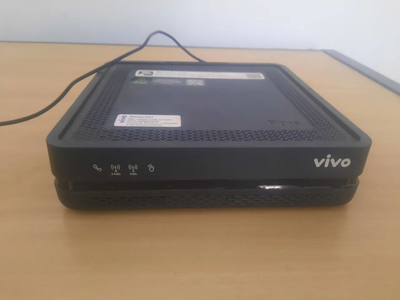 Roteador Askey Rf8115 2 wi-fi e 4 de Internet 