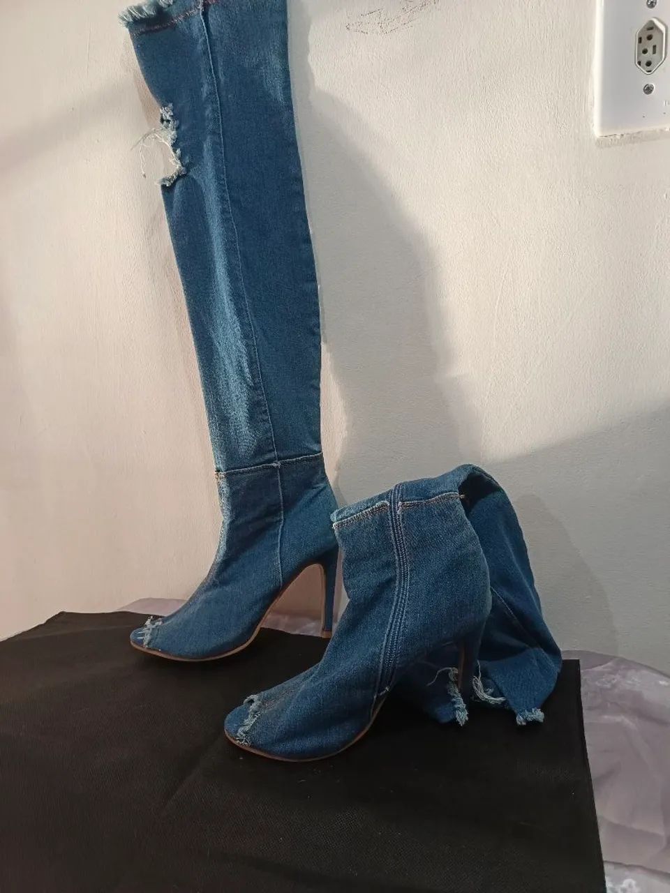 Botas e sapatos - Foto 2