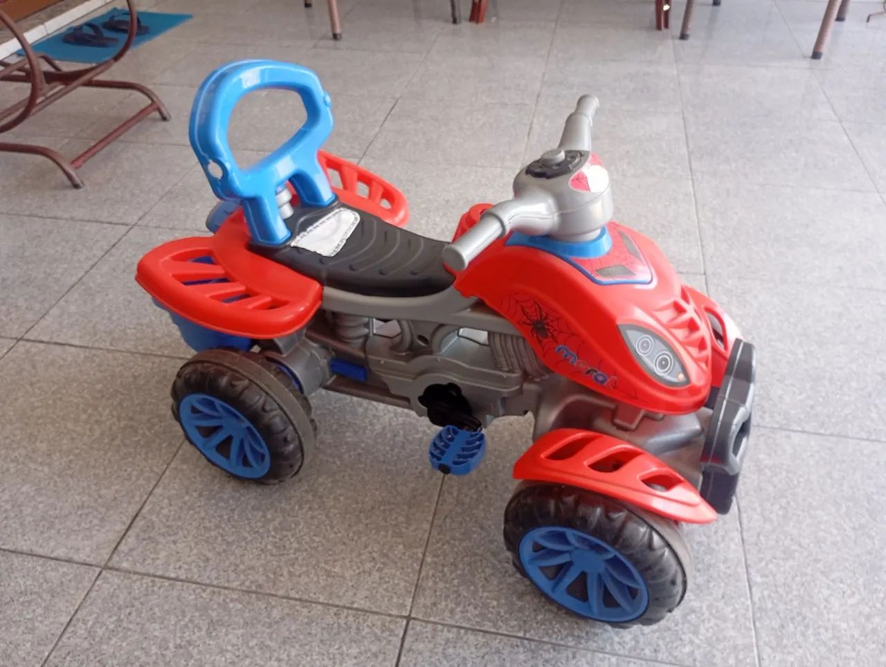 Quadriciclo infantil  - Foto 2