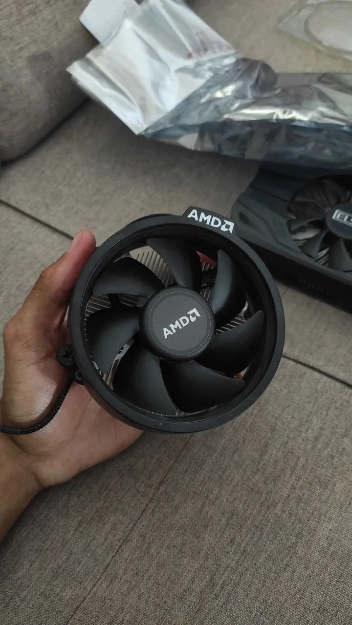 Processador Ryzen 3 3200G + cooler (na caixa) - Foto 4