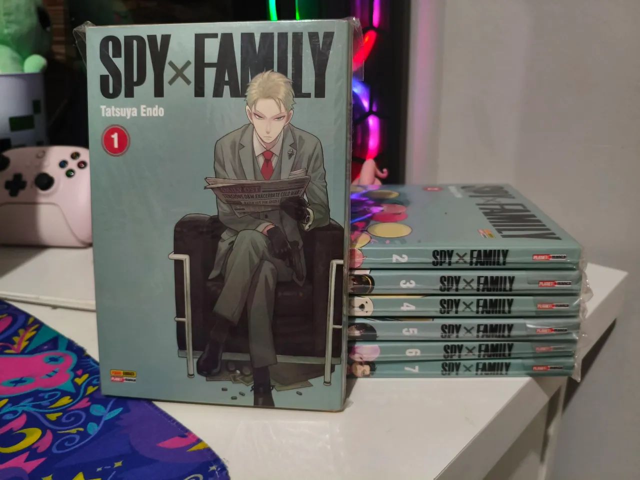 Mangá Spy x family em português do 01 ao 07 - Livros e revistas