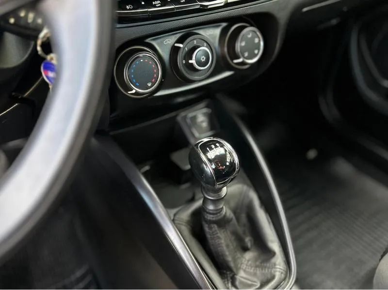 Fiat Cronos Precision 1.8 16V Flex Mec. 2019 - Foto 4