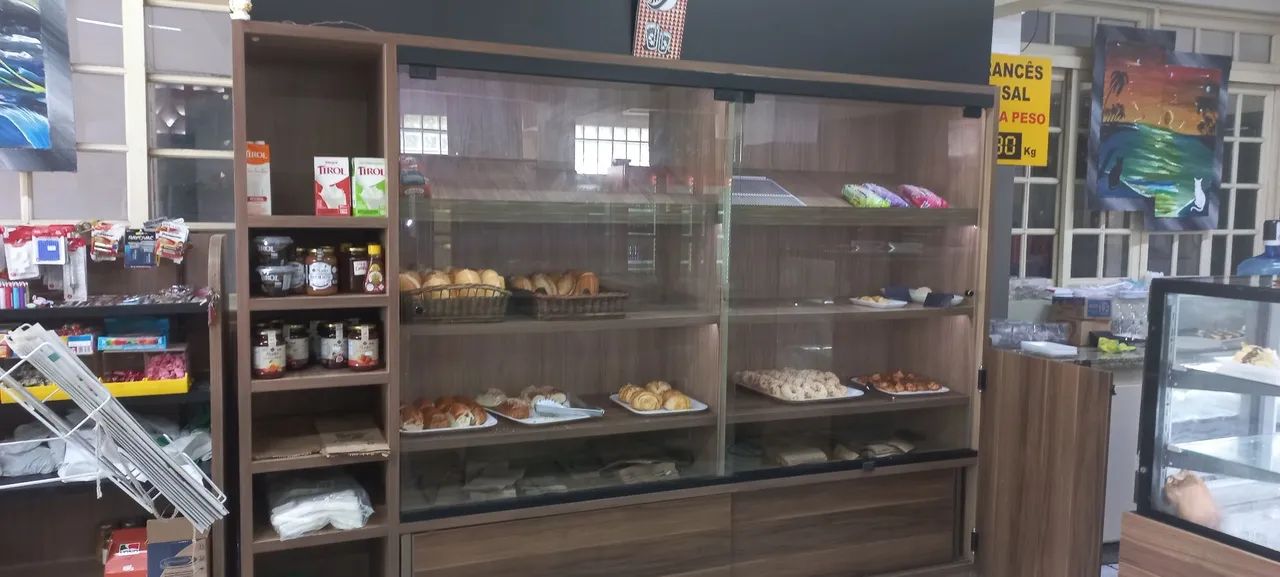 Desapego  móveis  utensílios  Padaria /baixou pra vender  hoje 