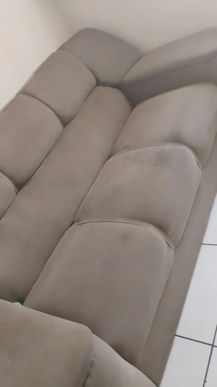 Vendo sofá 3 lugares bom estado - Foto 2