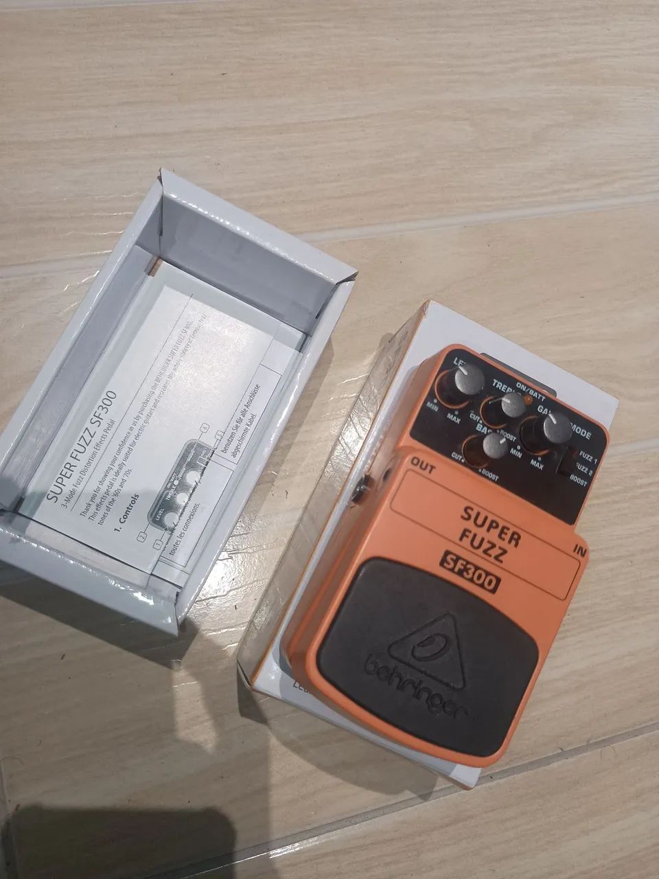 Pedal fuzz behringer - Foto 2