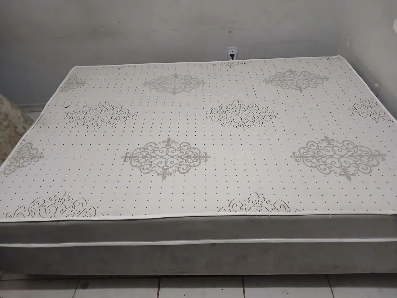 Cama box