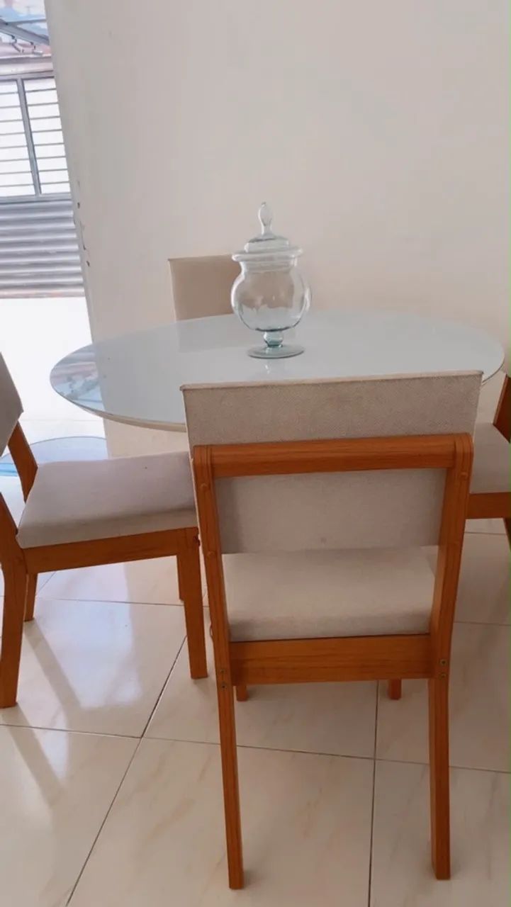 Mesa e cadeiras  - Foto 5