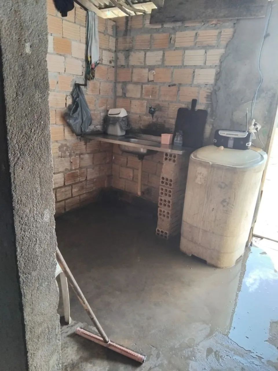 Terreno medindo 7×28 - Foto 2