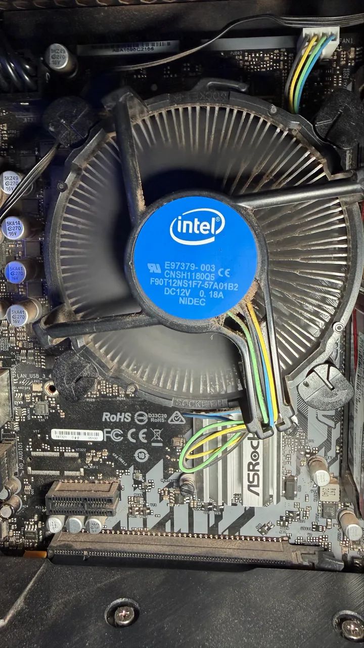 i5 10400F - Foto 2