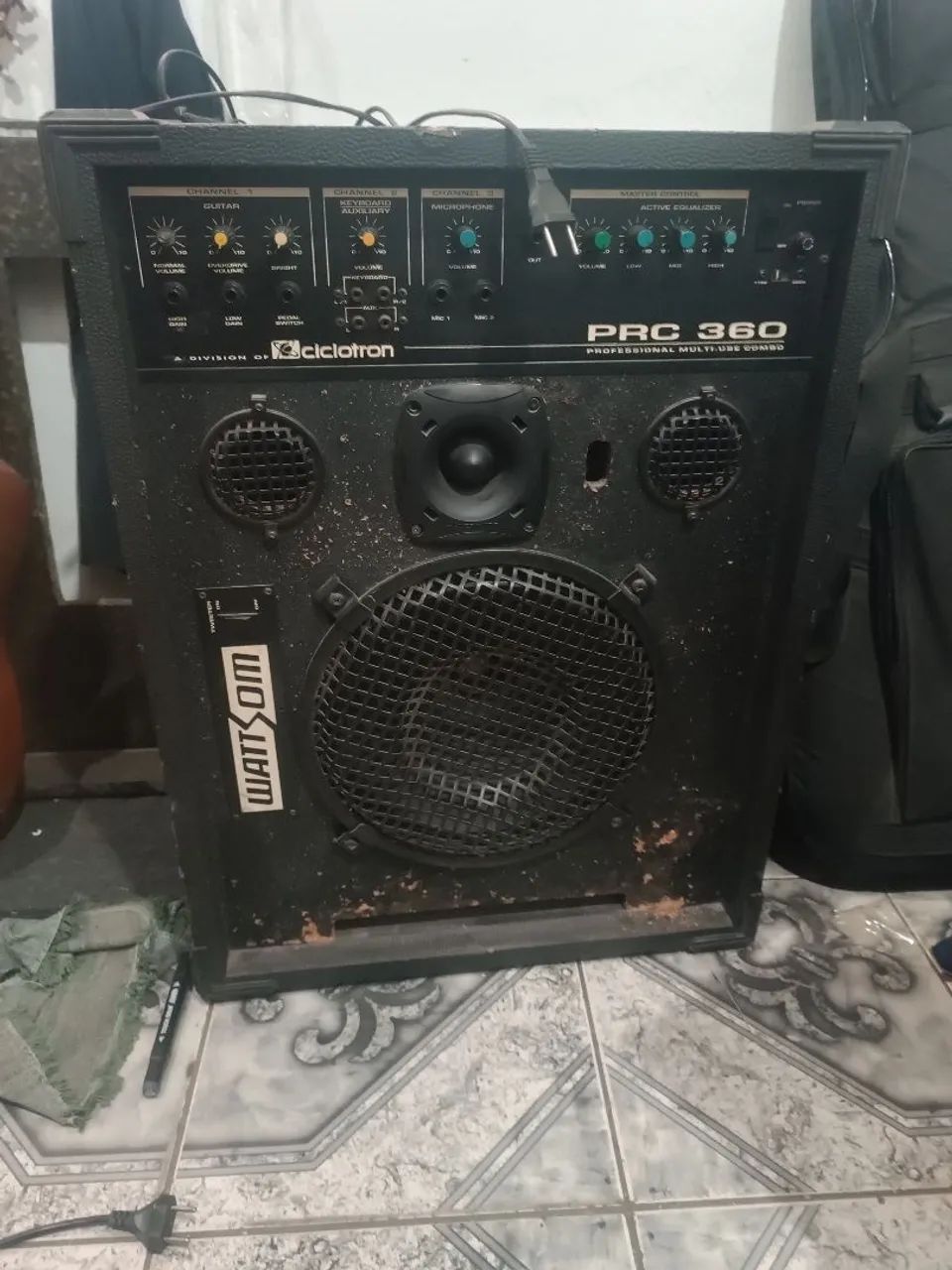 Caixa amplificada 