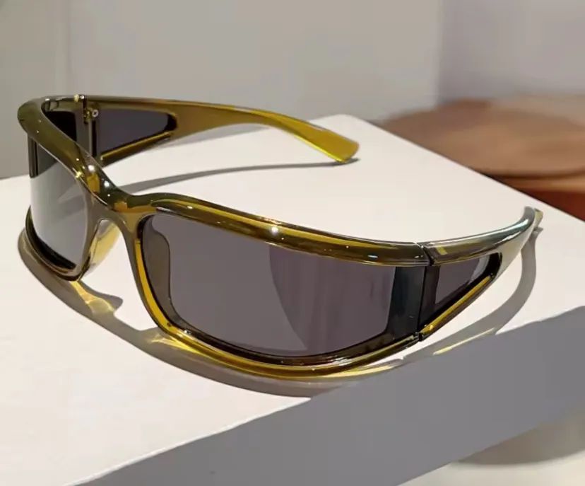 Óculos variados da moda  - Foto 3