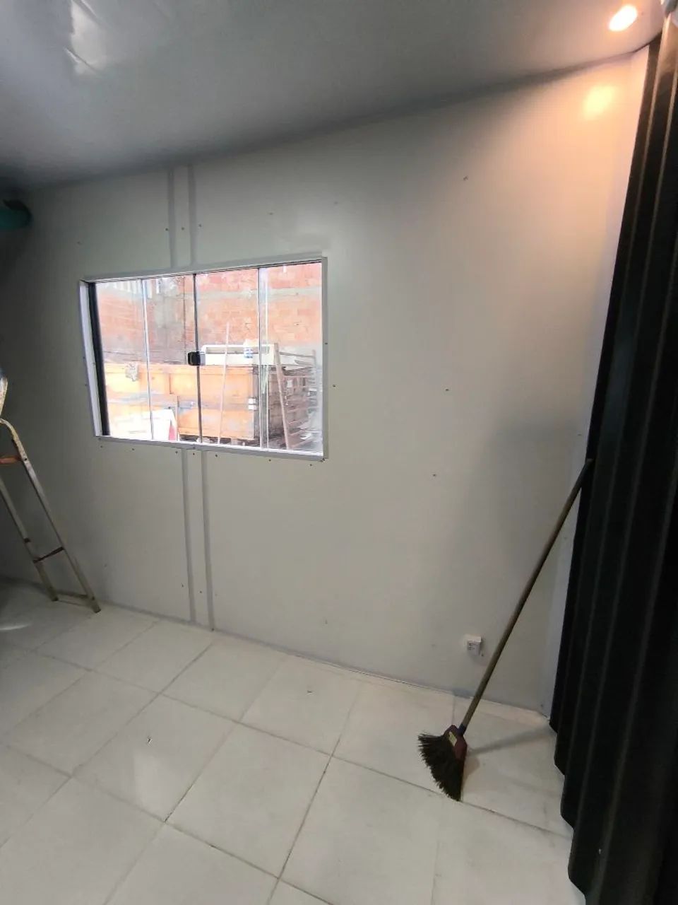 Contêiner 4 metros escritório  - Foto 2