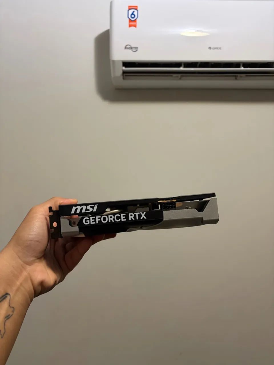 RTX 5060 8gb MSI - PLACA DE VIDEO - Foto 3
