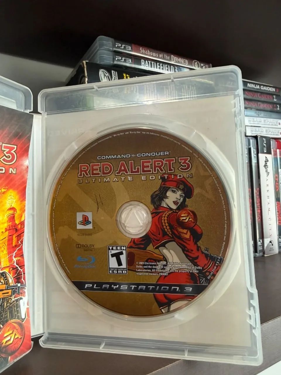 Command E Conquer 3: Red Alert Ultimate Edition PS3  - Foto 3