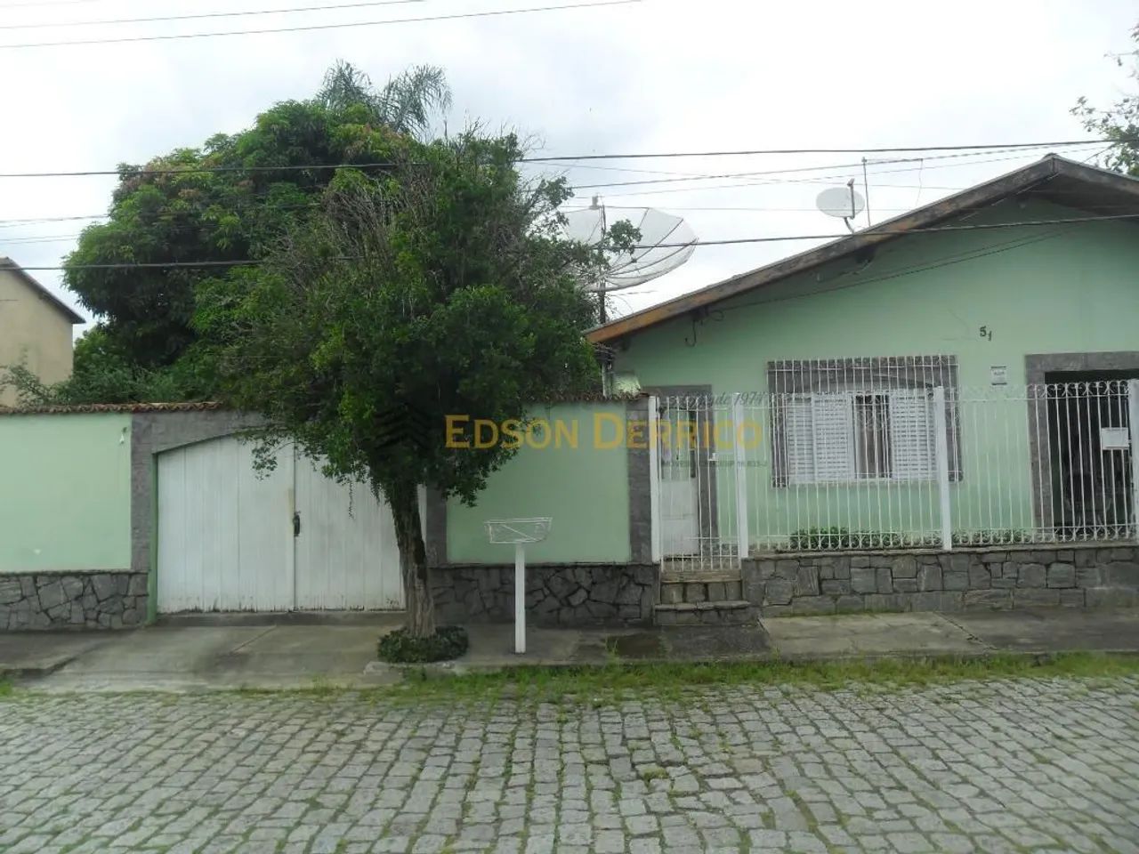 Casa com 4 Quartos à Venda, Centro - Pindamonhangaba - Foto 2