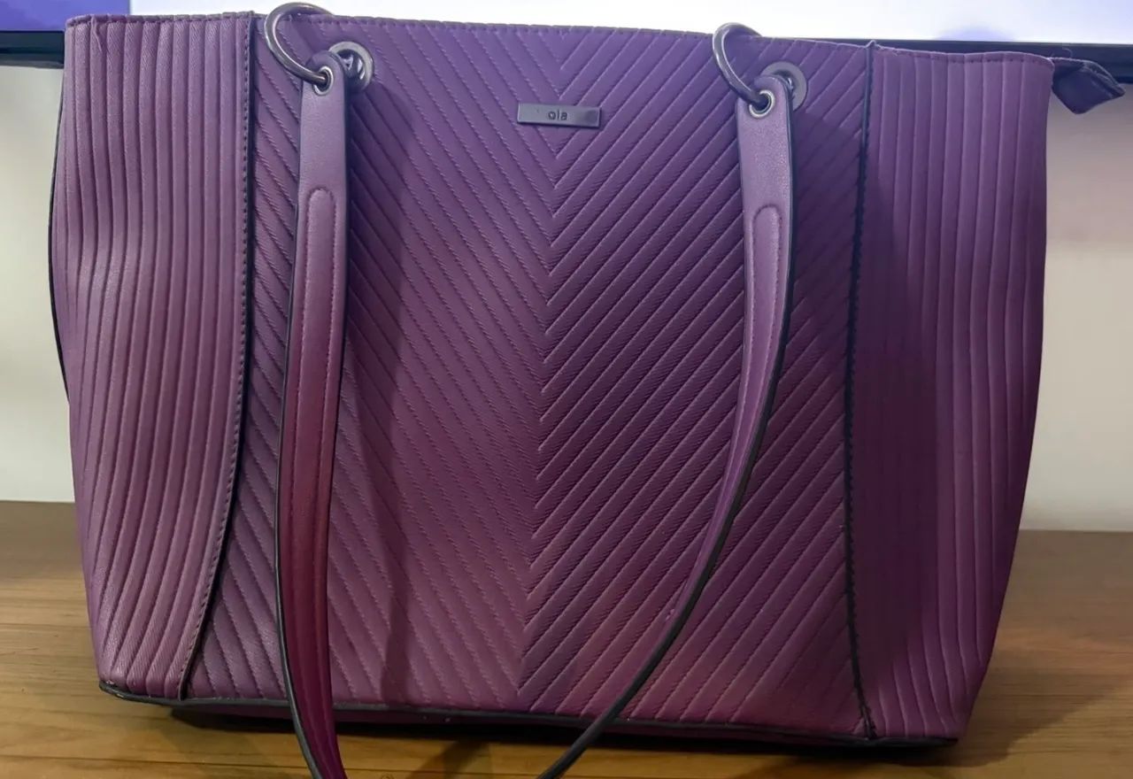 Bolsa roxa grande