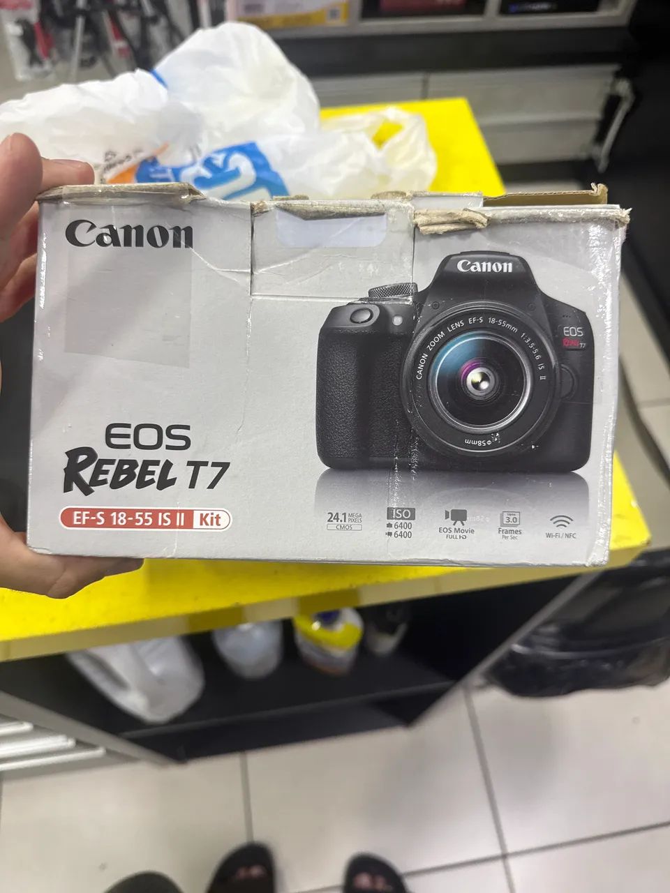 Canon eos rebel t7