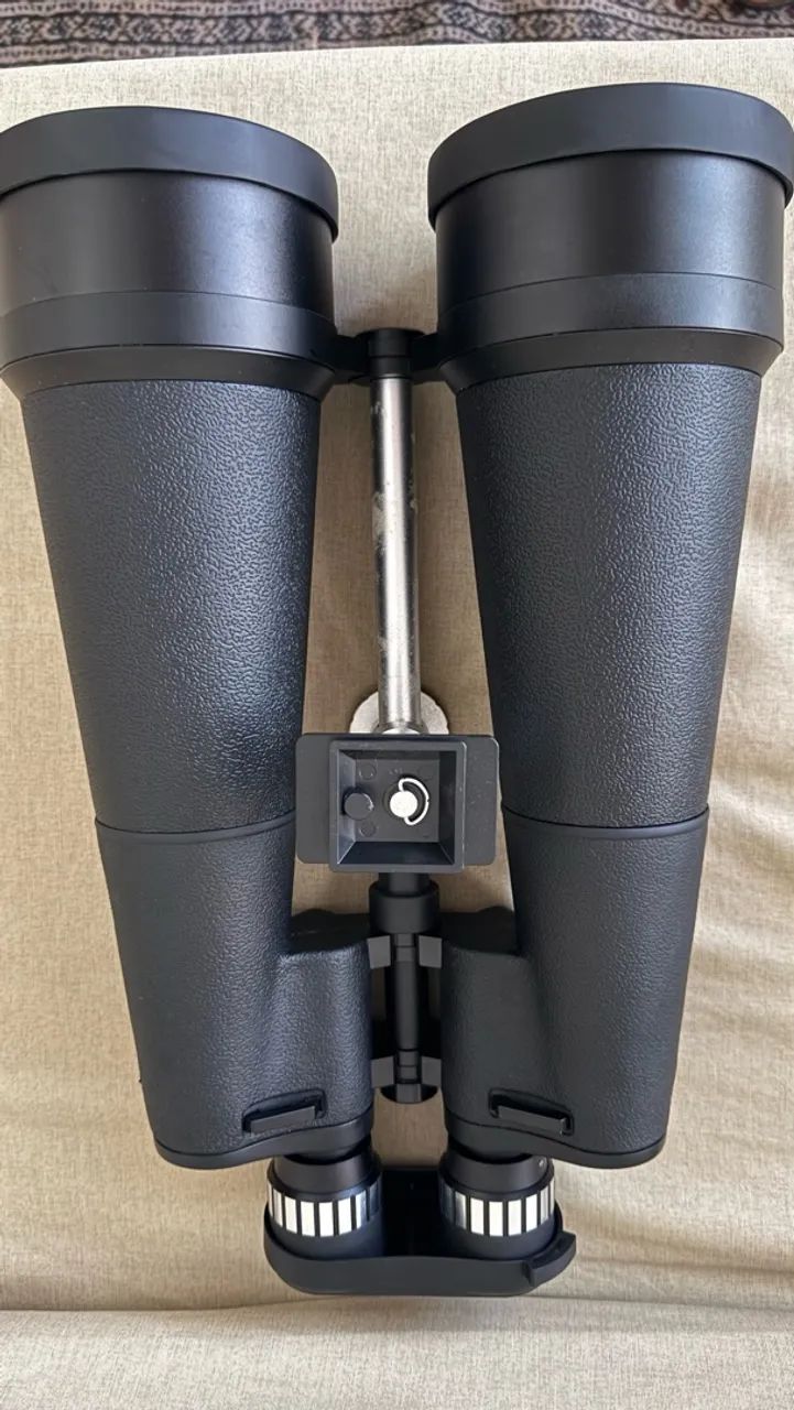 Vendo binóculo Celestron Skymaster 25x100