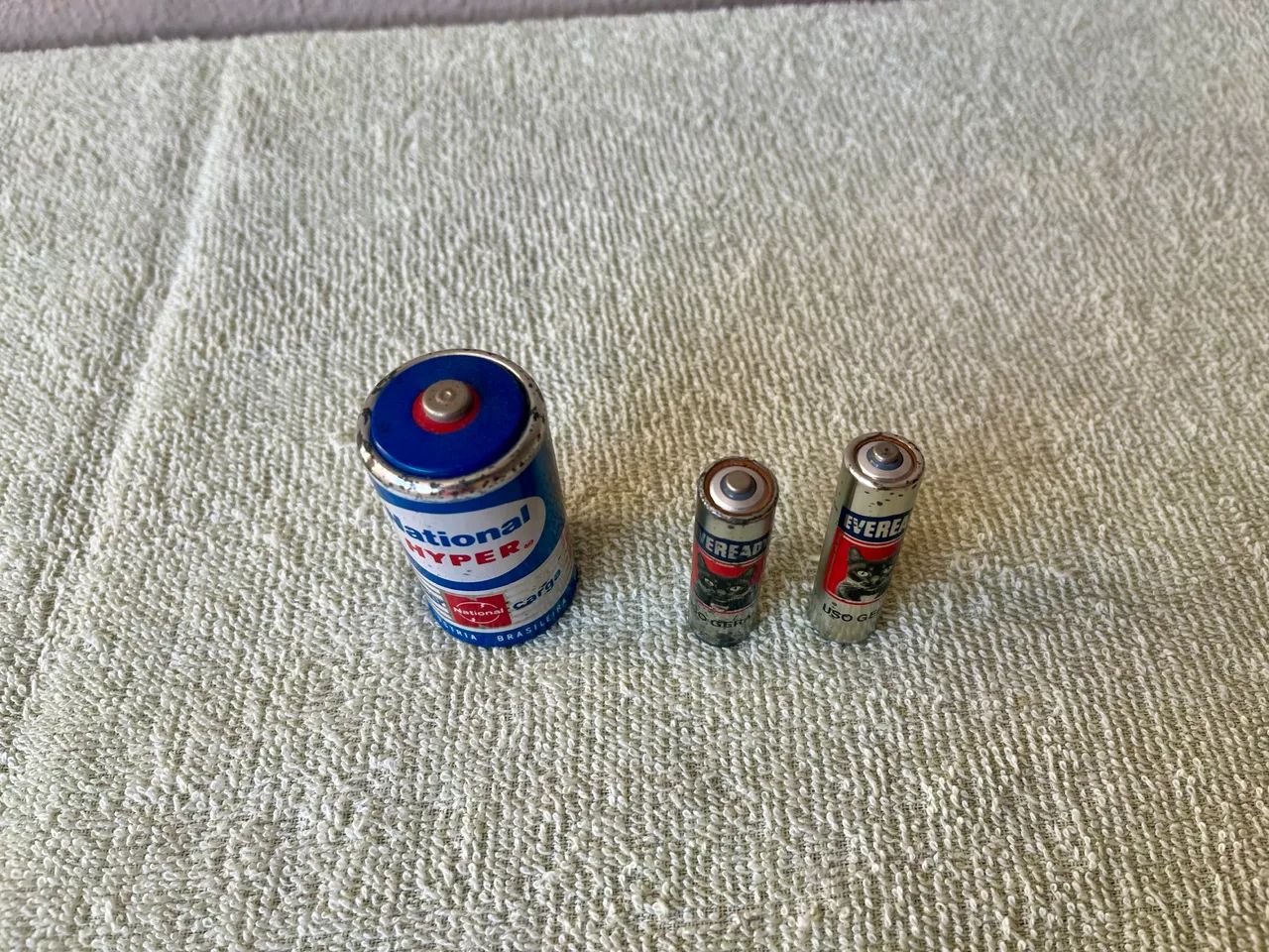 Pilhas antigas Originais década de 80 - Foto 3