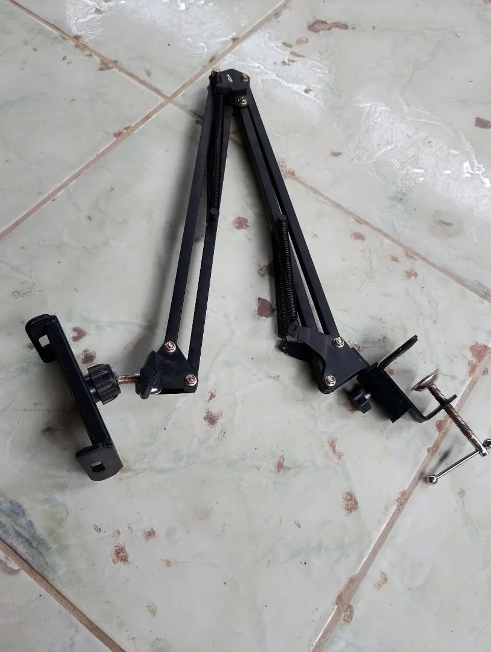 Suporte para celular e tablet.  - Foto 3