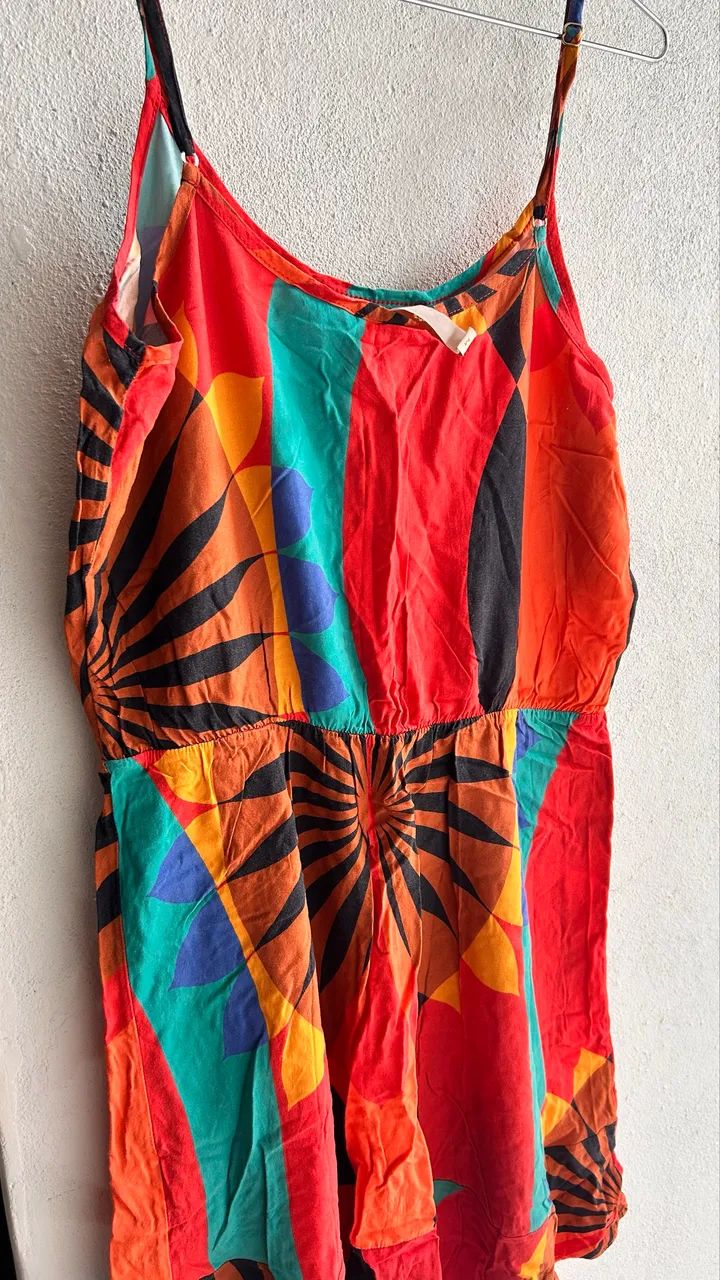Vestido estampado colorido 