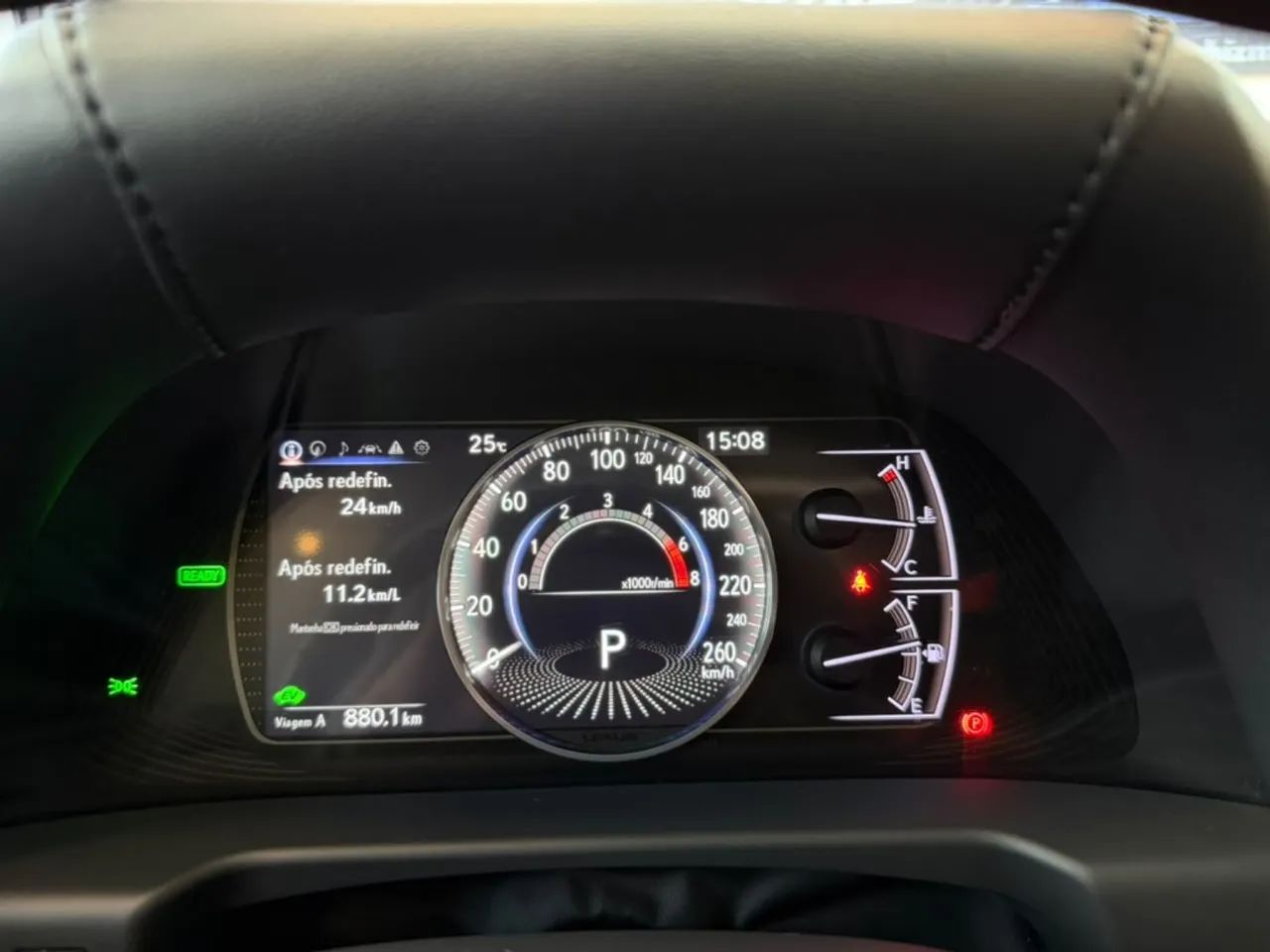 Lexus ES300h ES-300H ES300h 2.5 16V Aut. (hybrid), foto 18 de 20