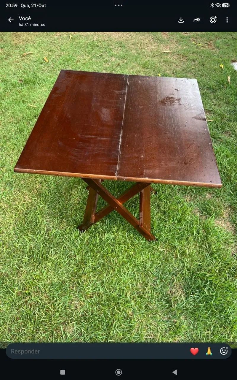 Mesa de madeira pra 4 lugares pouco ussada  - Foto 2