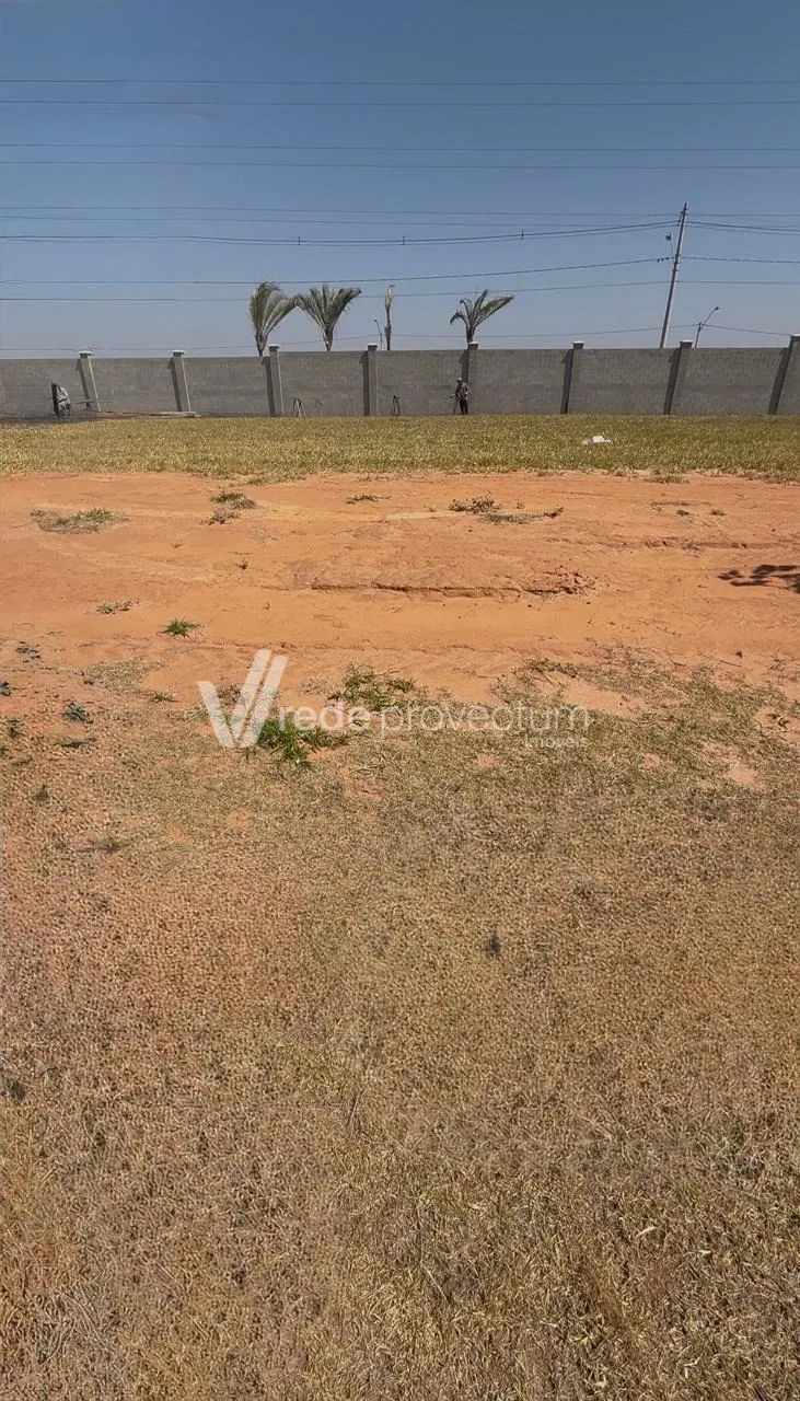 Terreno à venda no Condomínio Serena