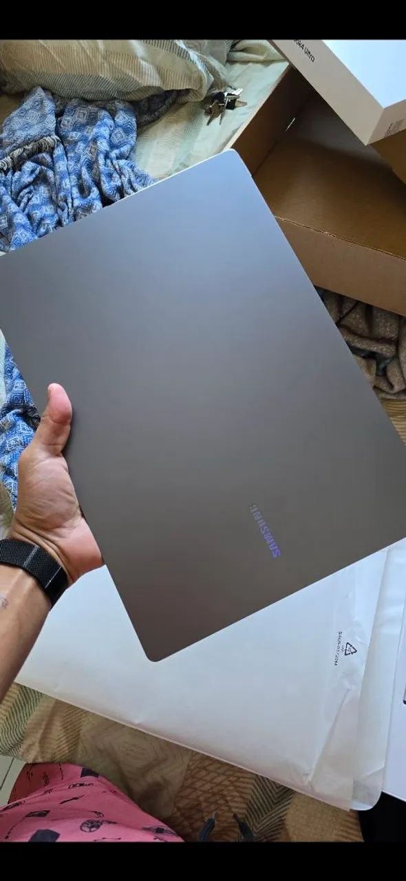 Galaxy Book 4 Ultra Core 9 RTX4070 32GB 1.5TB