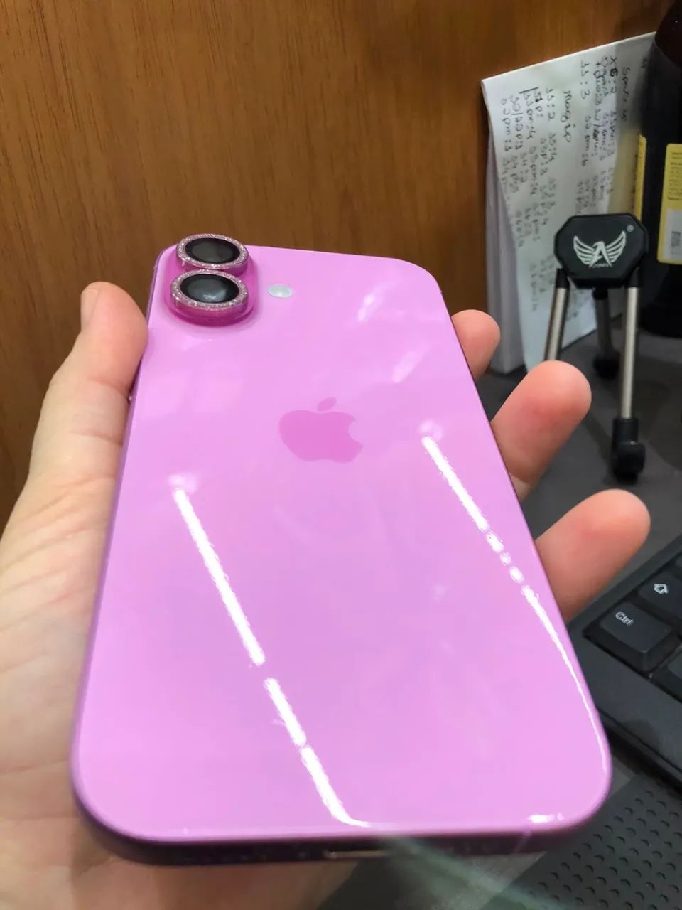 iPhone 16 rosa  - Foto 3