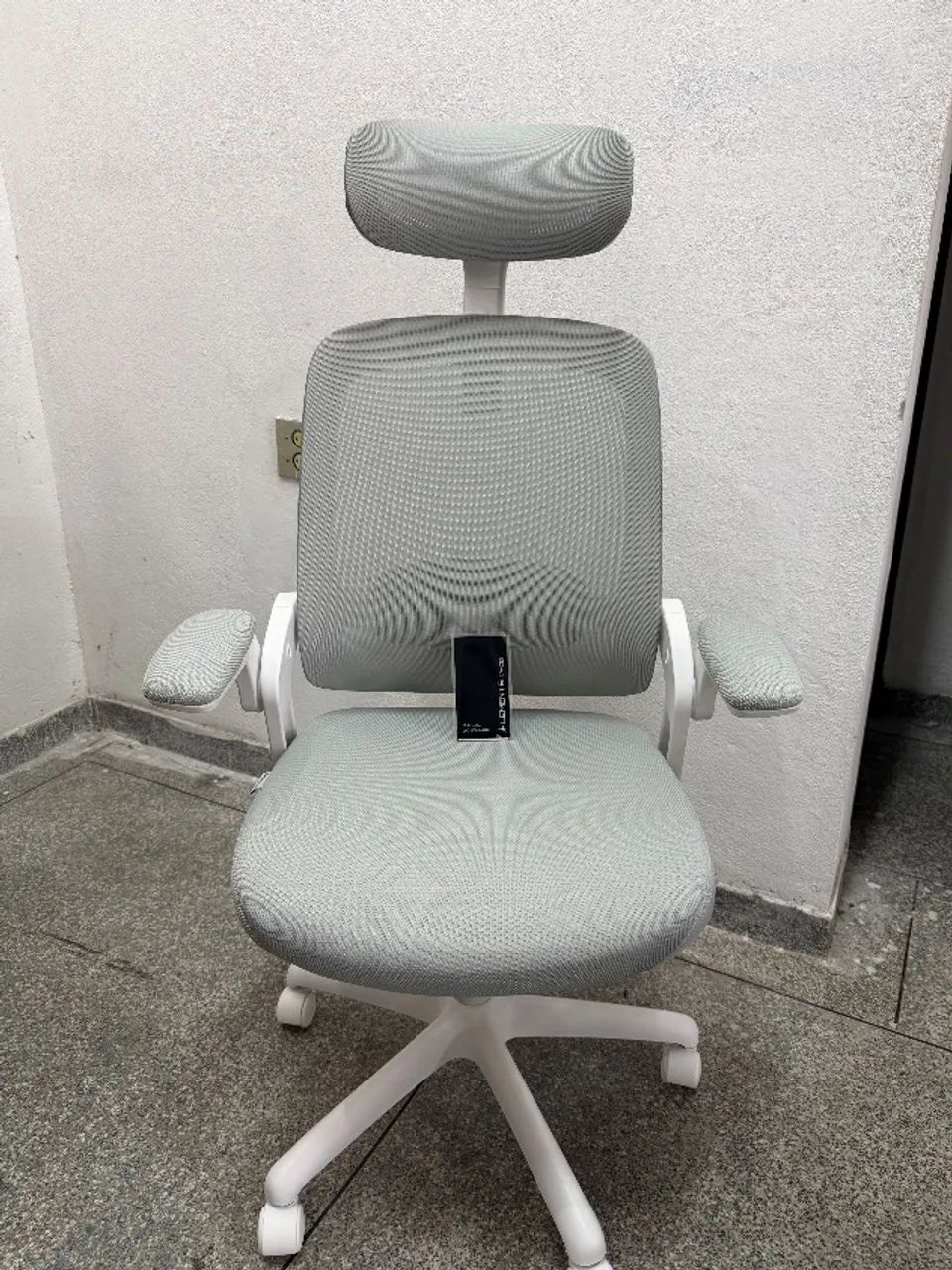 Cadeira Astra Cinza e Branco Elements - Foto 3