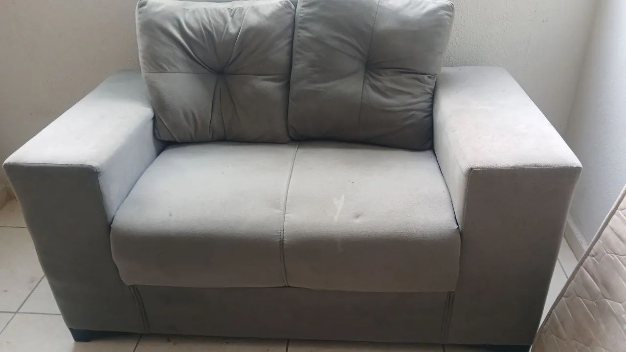 Sofá 2 lugares 