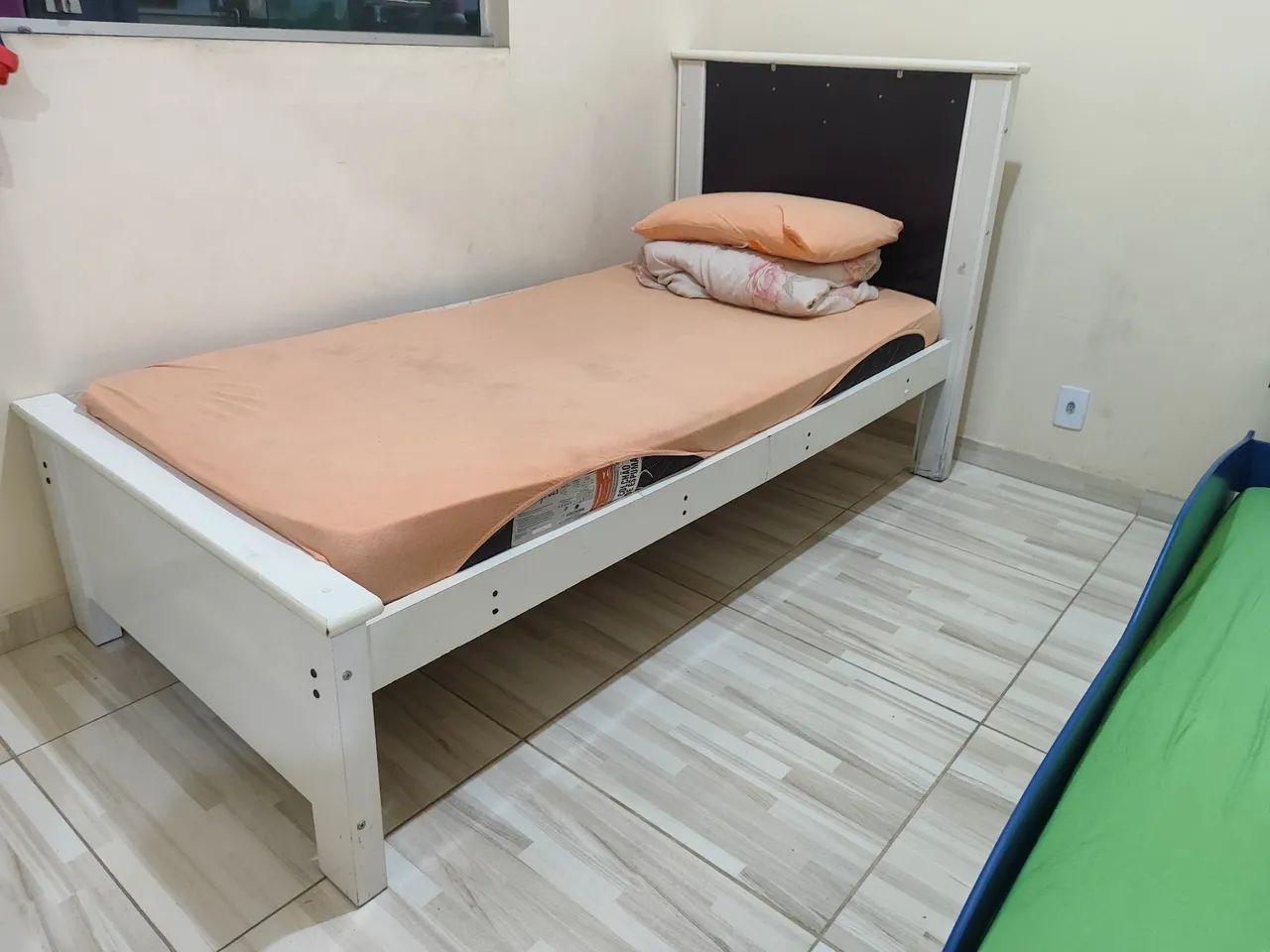 Vendo cama infantil do Hot Wheels - Foto 3