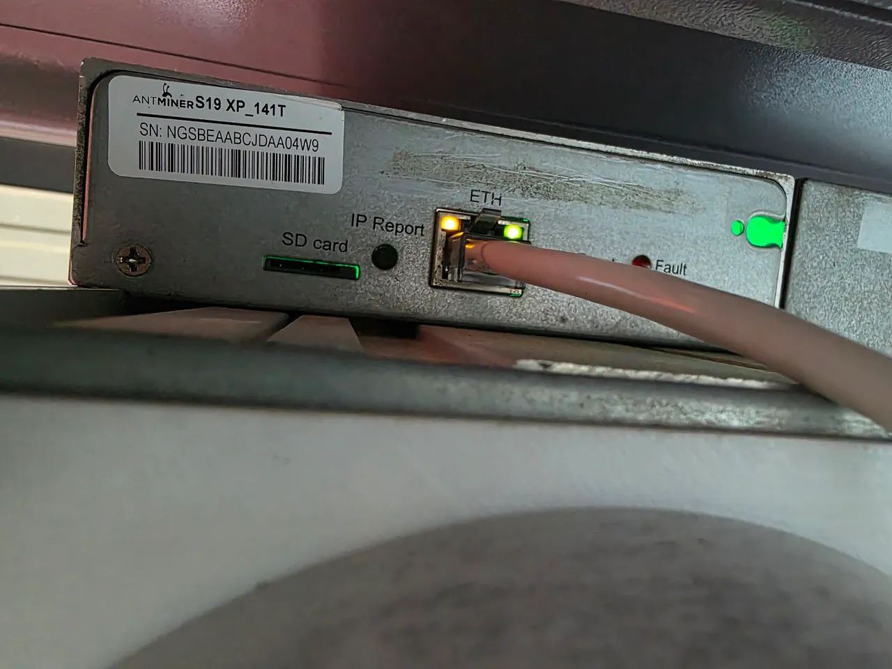 Bitmain s19 xp 141th - Foto 2