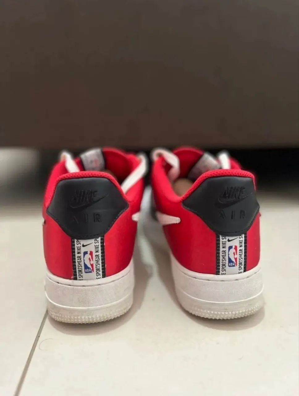 Nike Air Force 1 '07 LV8 NBA White Red - Foto 4