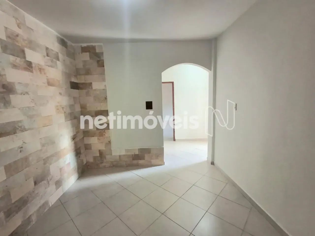 Casa Comercial para alugar no bairro Caiçara Adelaide, com 70 m²; de área. - Foto 2