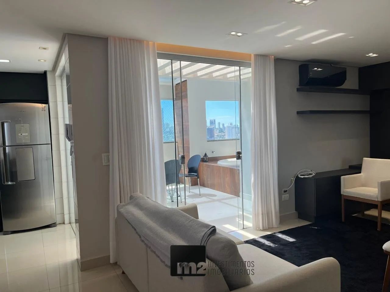 Apartamento Duplex, 2 suítes, mobiliado e decorado - Foto 3