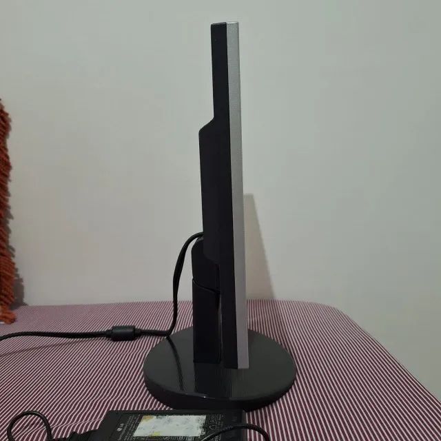MONITOR LCD 15 POLEGADAS LG Flatron L1553S-SF USADO  - Foto 2