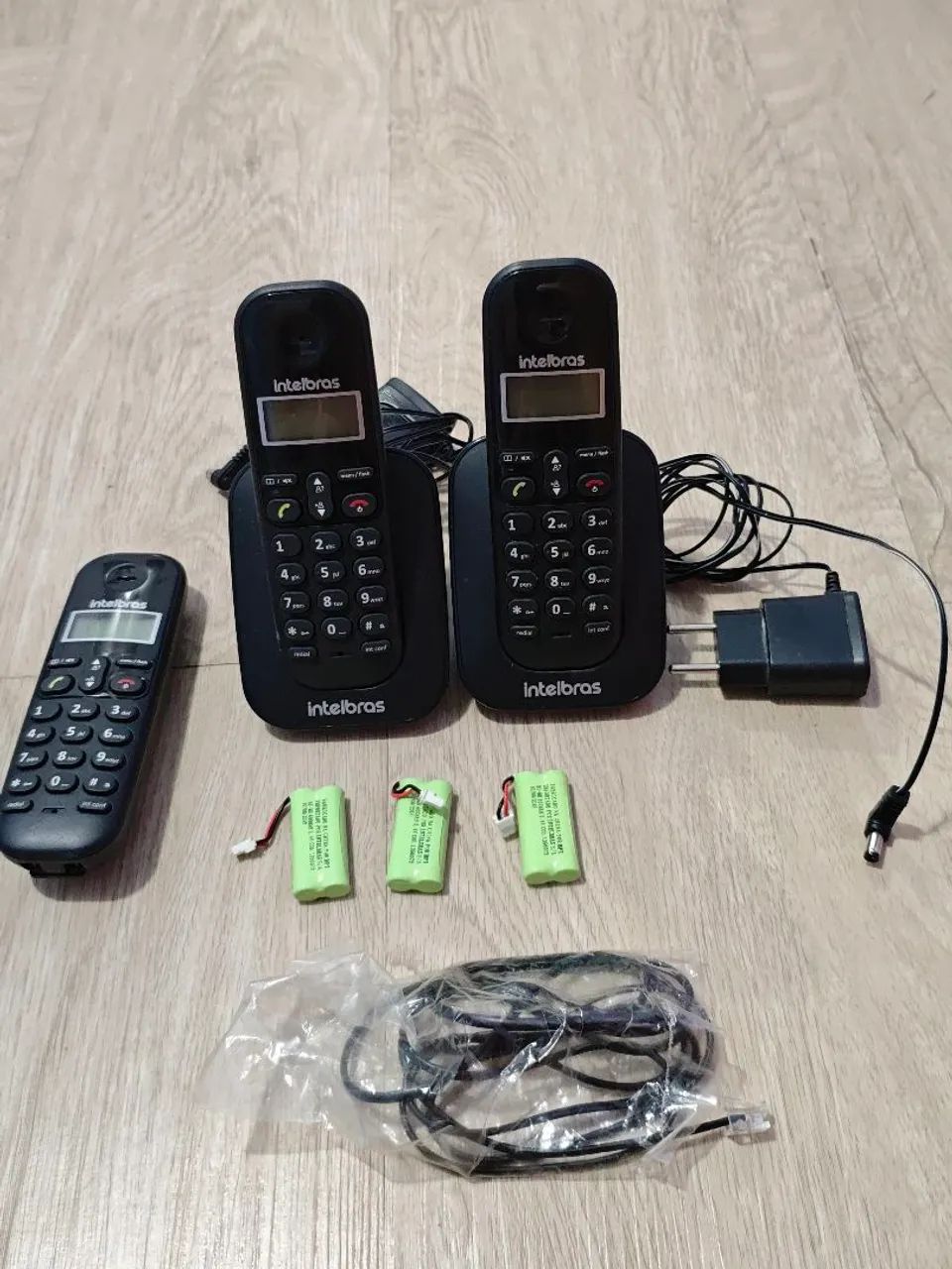 Telefone sem fio com 2 ramais INTELBRAS 